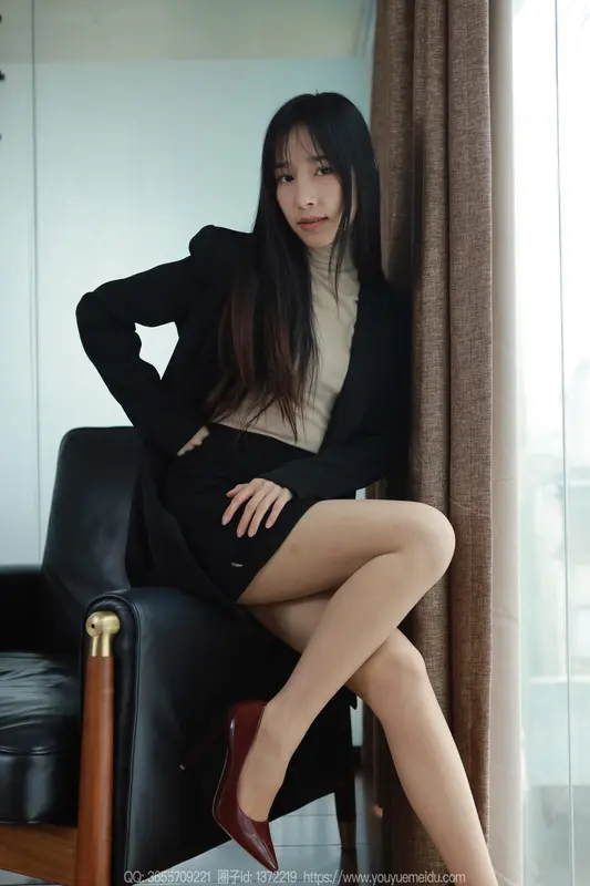 [IESS异思趣向] 2024.03.20 丝享家 1694 美子《OL小黑裙》 8